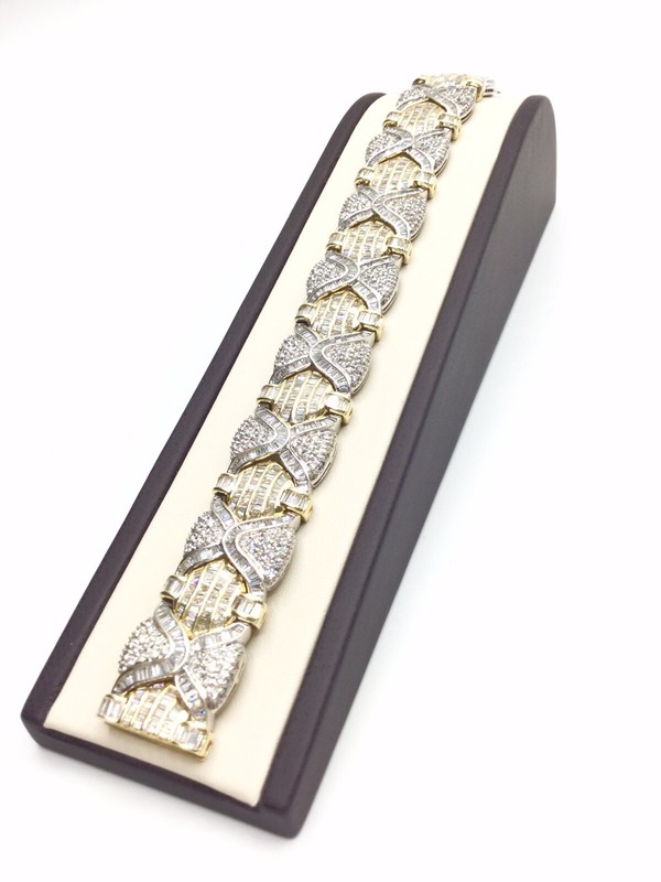 14K yellow gold ladies diamond bracelet
