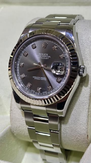 Rolex Datejust white gold fluted bezel with diamond dial